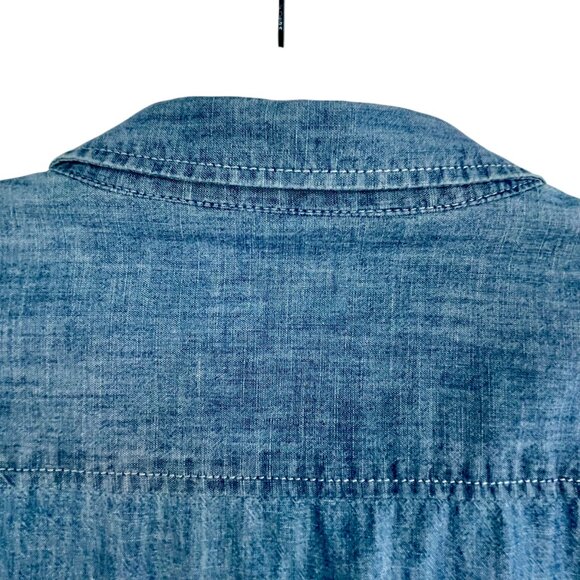 GAP Fitted Boyfriend Shirt Indigo Cotton Denim Button Down Womens L Long Sleeve - Picture 8 of 13